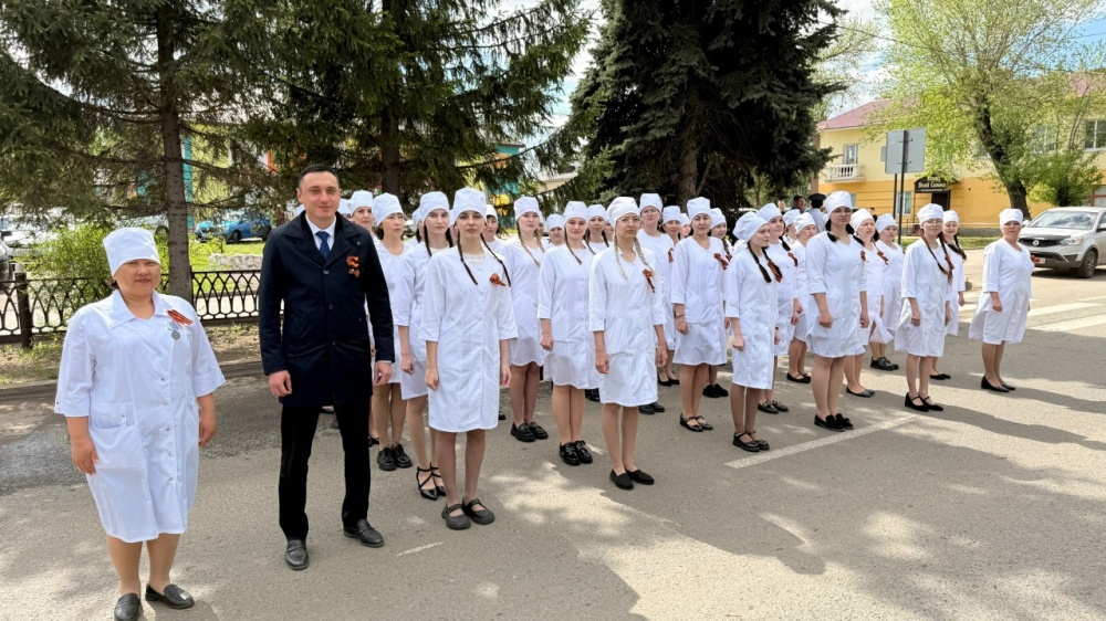 В День Победы сотрудники Ишимбайской ЦРБ приняли участие в праздничном шествии